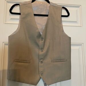 Men’s tan Tazio vest
